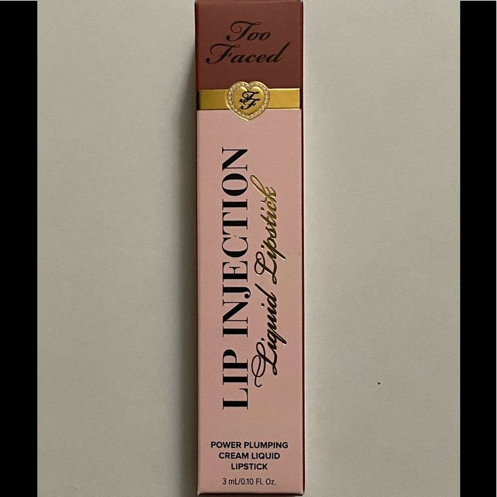TOO FACED LIP INJECTION LIQUID LIPSTICK SIZE QUEEN (BRAND NEW WITH BOX)